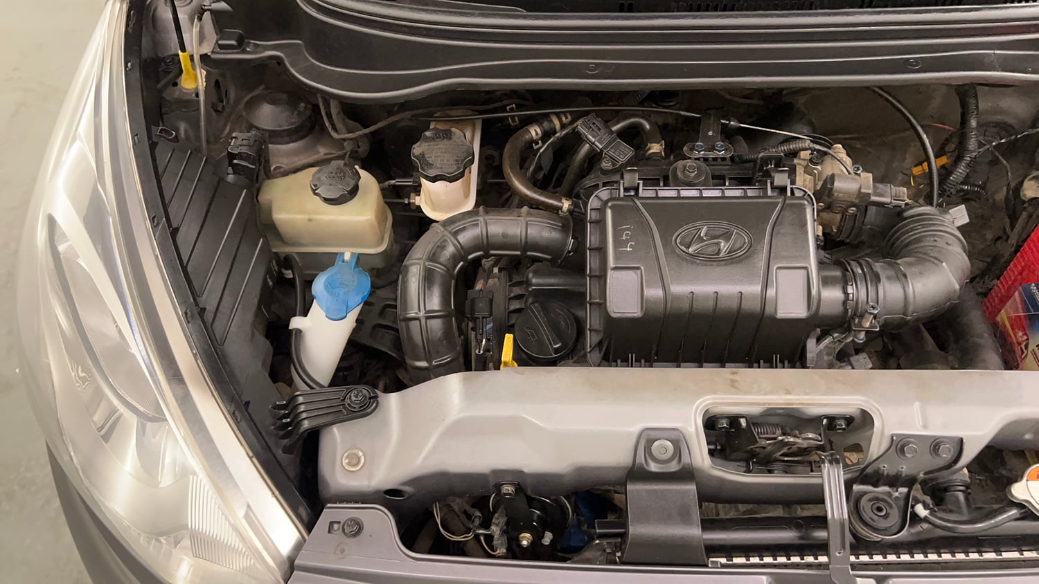 Used 2019 Hyundai Eon Era + Petrol Manual engine ENGINE RIGHT SIDE VIEW