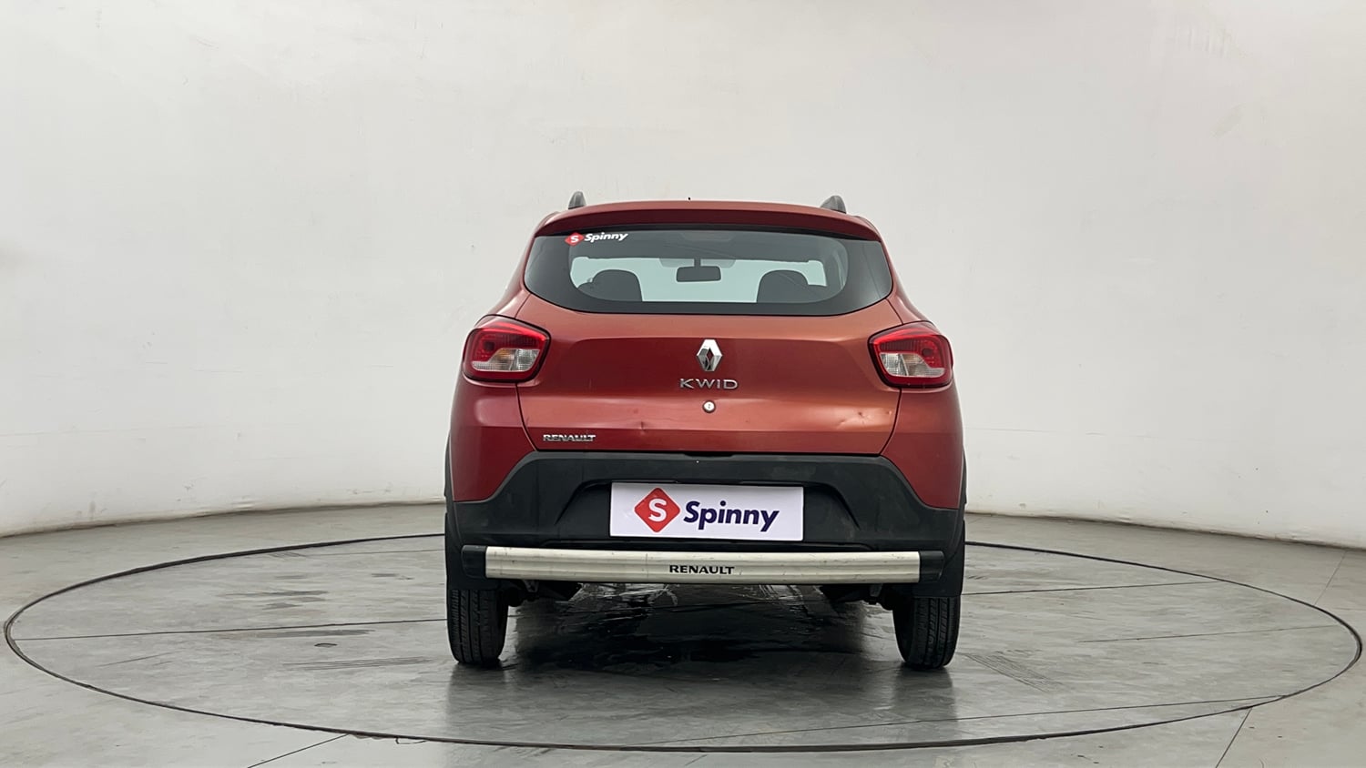 Used 2017 Renault Kwid 1.0 RXT Petrol Manual exterior BACK VIEW