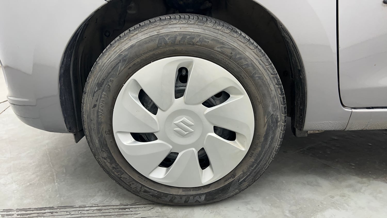 Used 2017 Maruti Suzuki Celerio ZXI (O) AMT Petrol Automatic tyres LEFT FRONT TYRE RIM VIEW