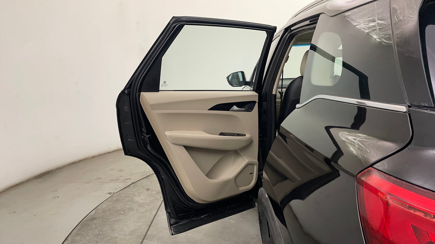 Used 2021 MG Motors Hector Sharp 1.5 Petrol CVT Petrol Automatic interior LEFT REAR DOOR OPEN VIEW