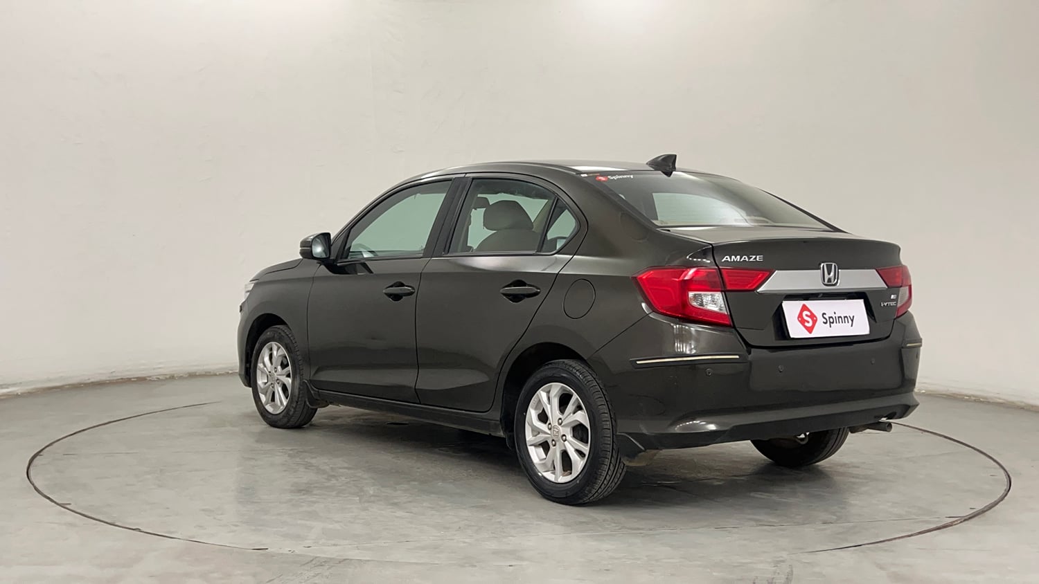 Used 2020 Honda Amaze 1.2 VX CVT Petrol Petrol Automatic exterior LEFT REAR CORNER VIEW