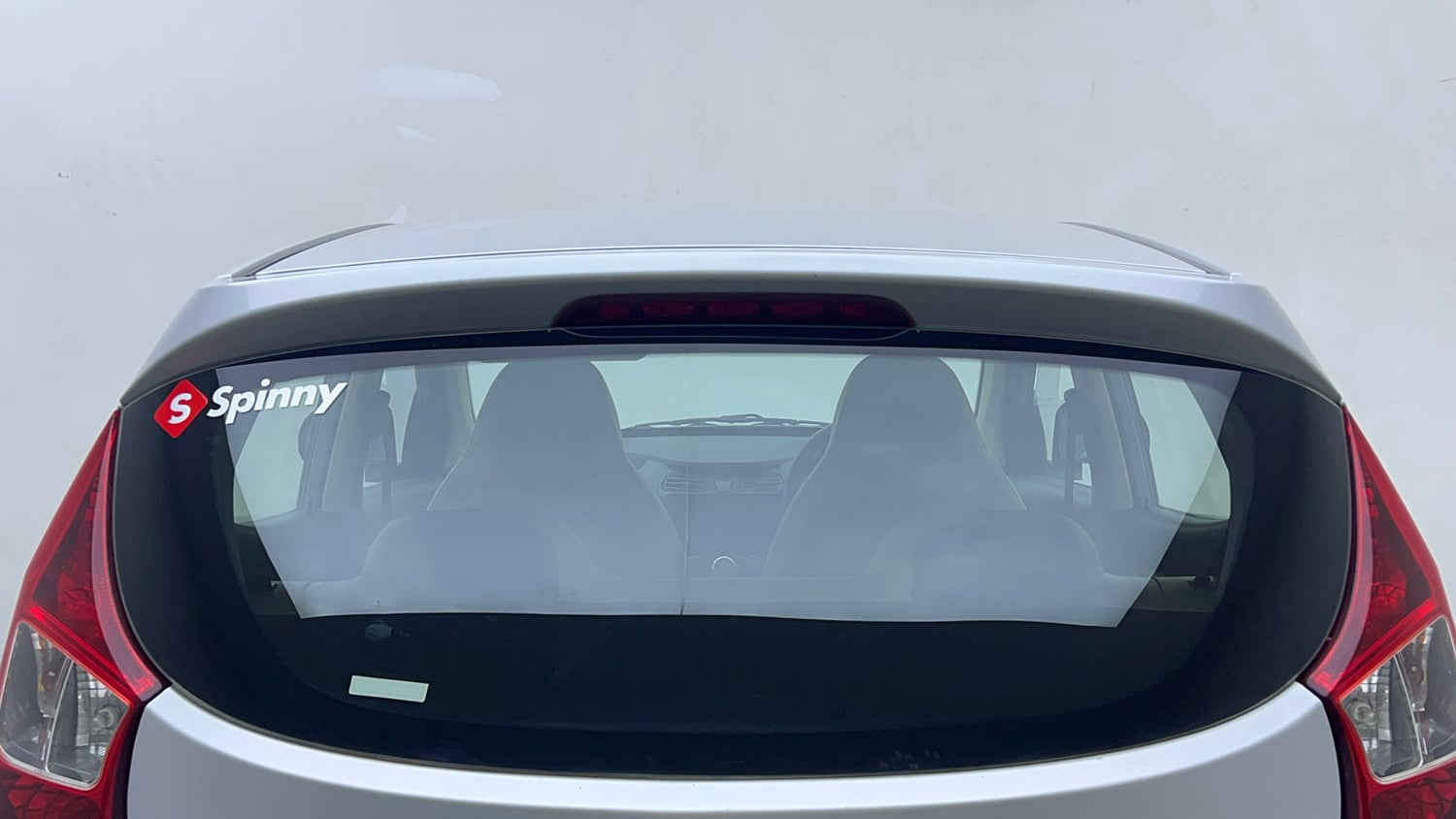 Used 2018 Hyundai Eon Era + Petrol Manual exterior BACK WINDSHIELD VIEW