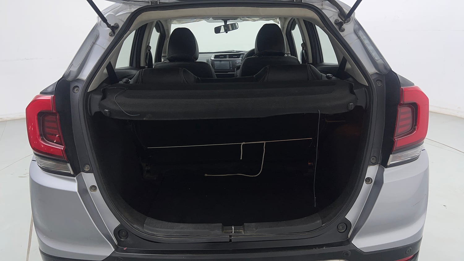Used 2022 Honda WR-V VX MT Petrol Petrol Manual interior DICKY INSIDE VIEW