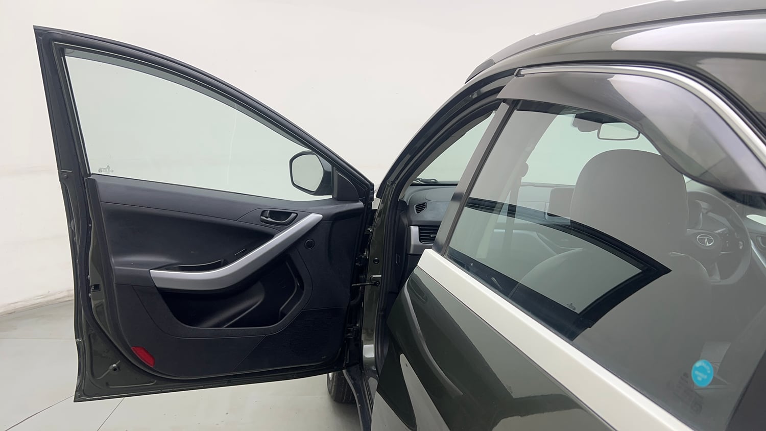 Used 2022 Tata Nexon XMA Plus (S) Petrol Automatic interior LEFT FRONT DOOR OPEN VIEW
