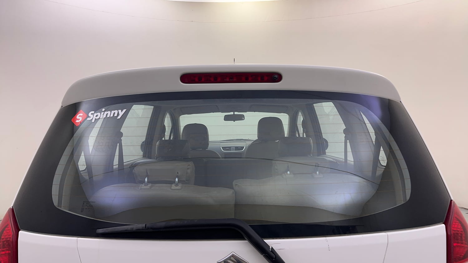 Used 2016 Maruti Suzuki Ertiga ZXI Petrol Manual exterior BACK WINDSHIELD VIEW