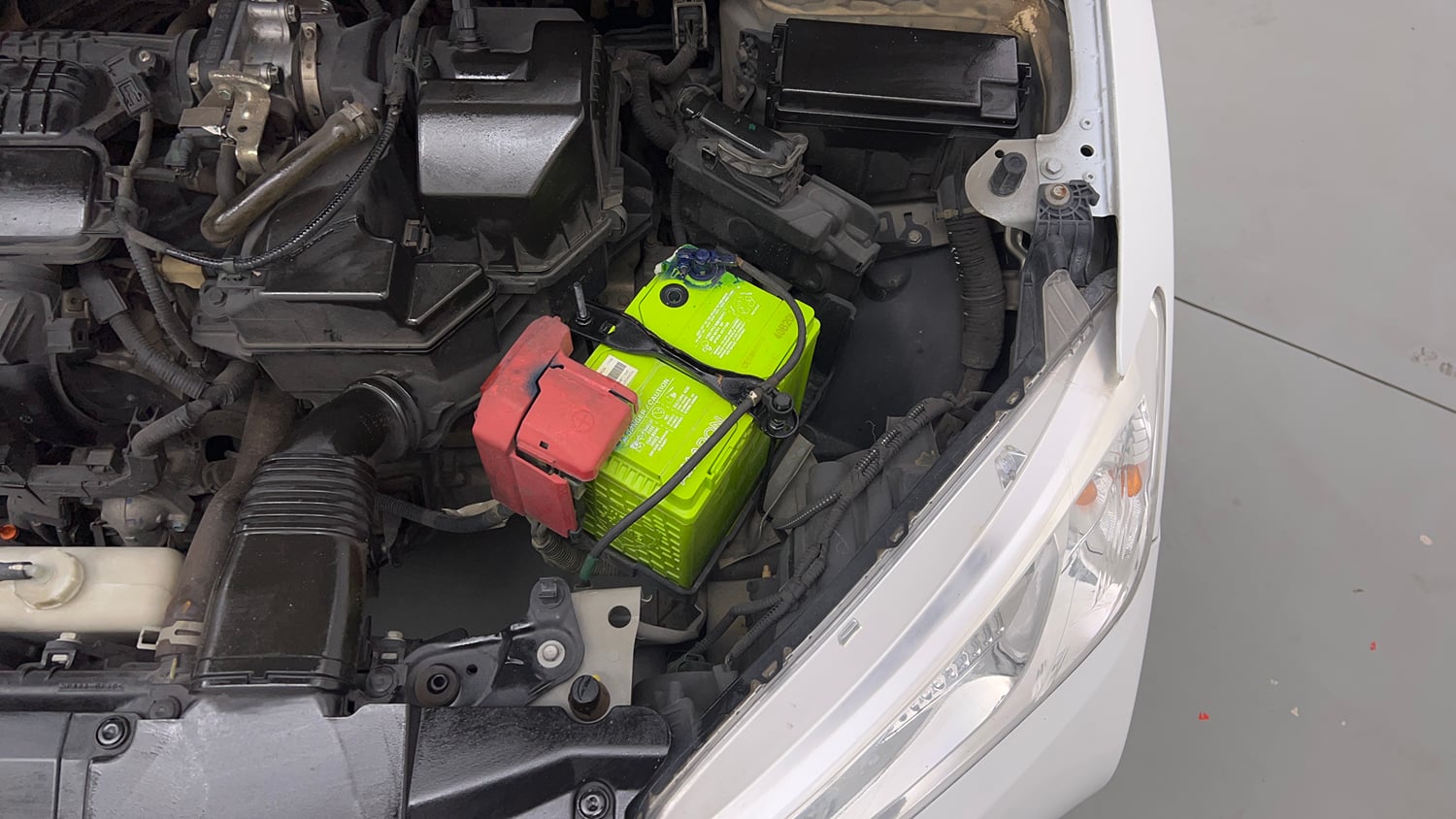 Used 2016 Honda City V Petrol Manual engine ENGINE LEFT SIDE VIEW