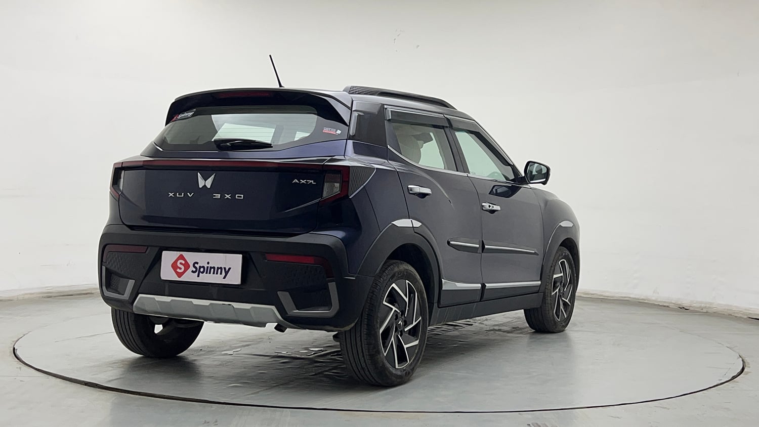 Used 2024 Mahindra XUV 3XO AX7L 1.2 Petrol AT Petrol Automatic exterior RIGHT REAR CORNER VIEW