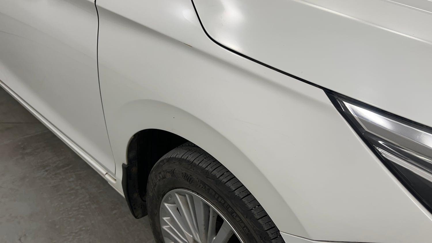 Used 2023 Honda City V CVT Petrol Petrol Automatic dents MINOR SCRATCH