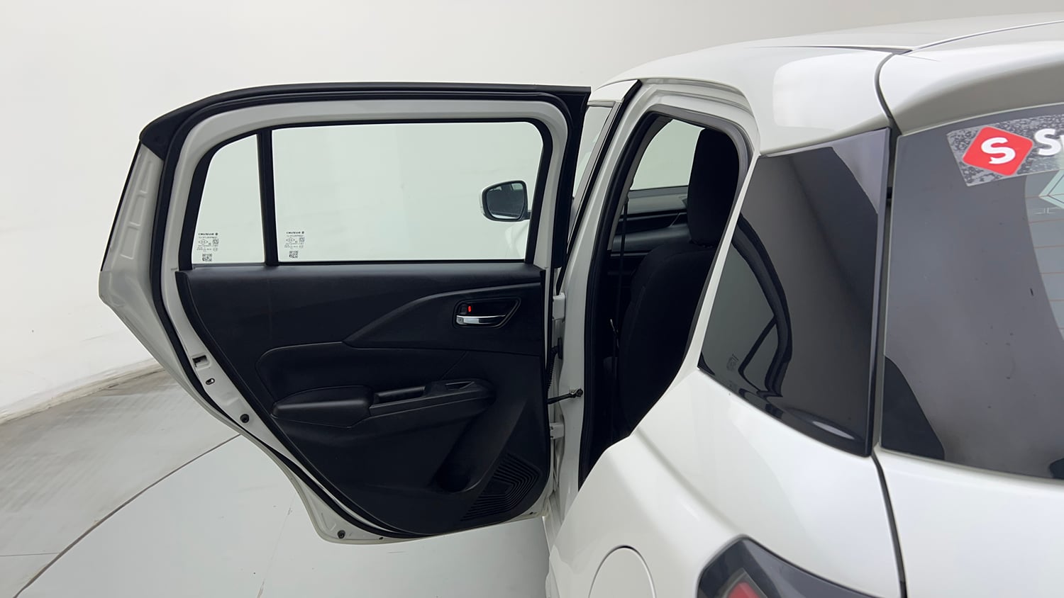 Used 2025 Maruti Suzuki Swift VXi CNG Cng Manual interior LEFT REAR DOOR OPEN VIEW