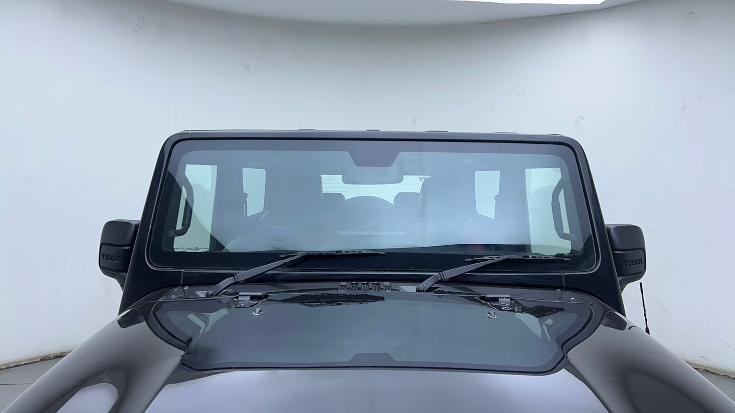 Used 2026 mahindra Thar LXT 1.5 Diesel MT 2WD Diesel Manual exterior FRONT WINDSHIELD VIEW