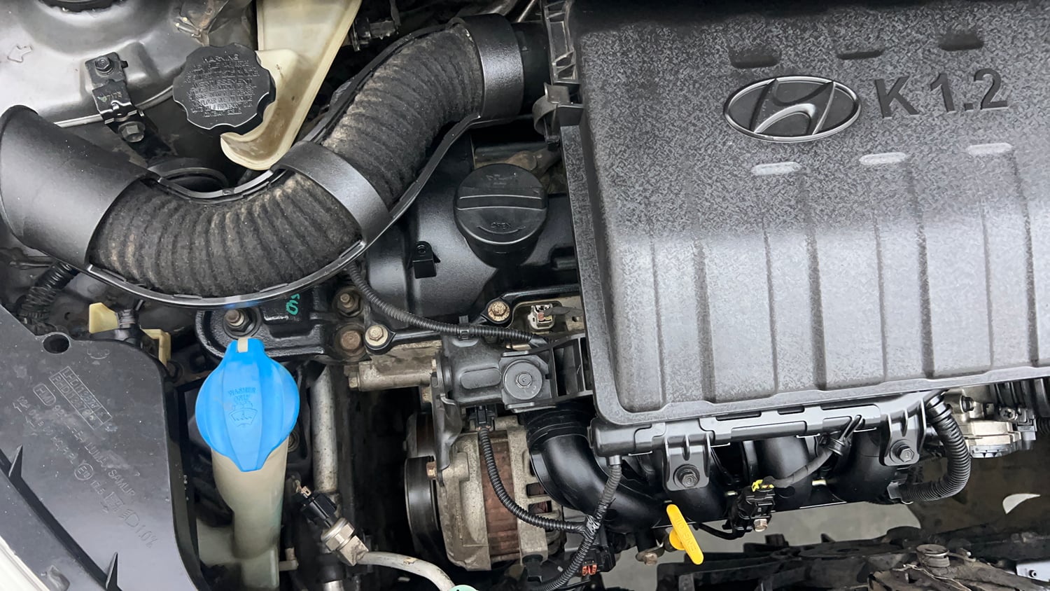 Used 2014 Hyundai Grand i10 Asta 1.2 Kappa VTVT (O) Petrol Manual engine ENGINE RIGHT SIDE VIEW
