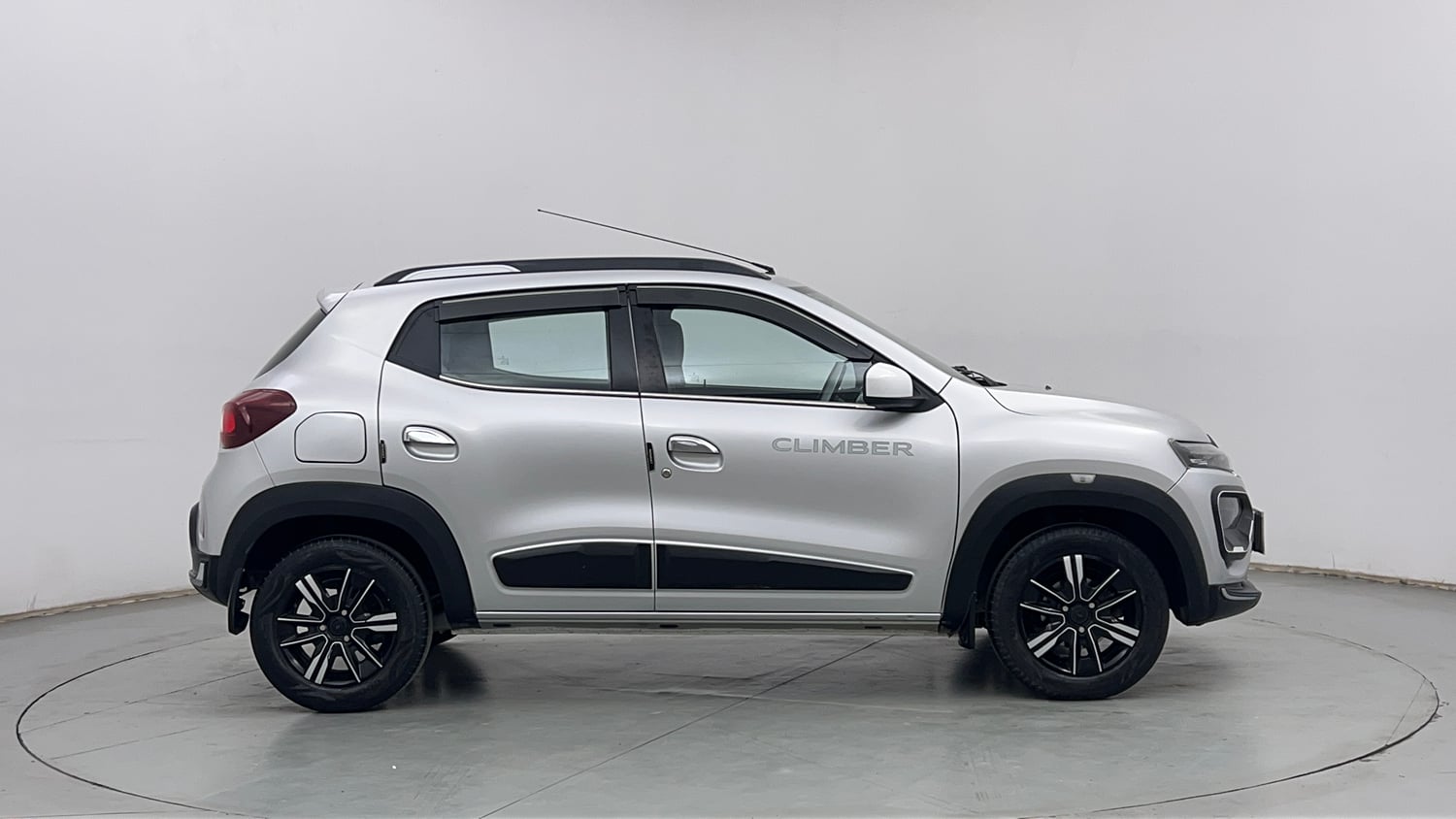 Used 2022 Renault Kwid CLIMBER 1.0 AMT (O) Petrol Automatic exterior RIGHT SIDE VIEW