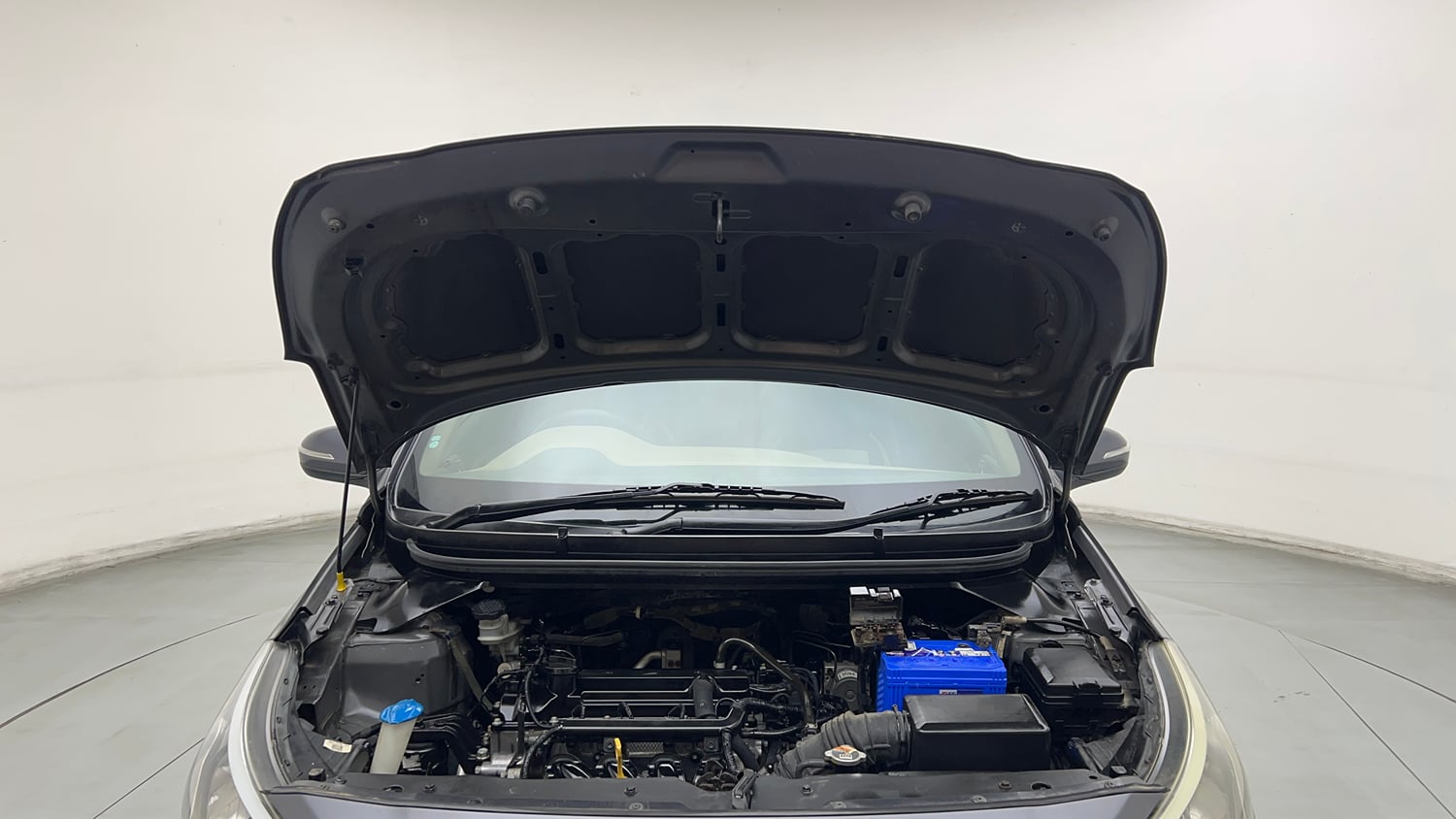 Used 2015 Hyundai Elite i20 Sportz 1.2 Petrol Manual engine ENGINE & BONNET OPEN FRONT VIEW