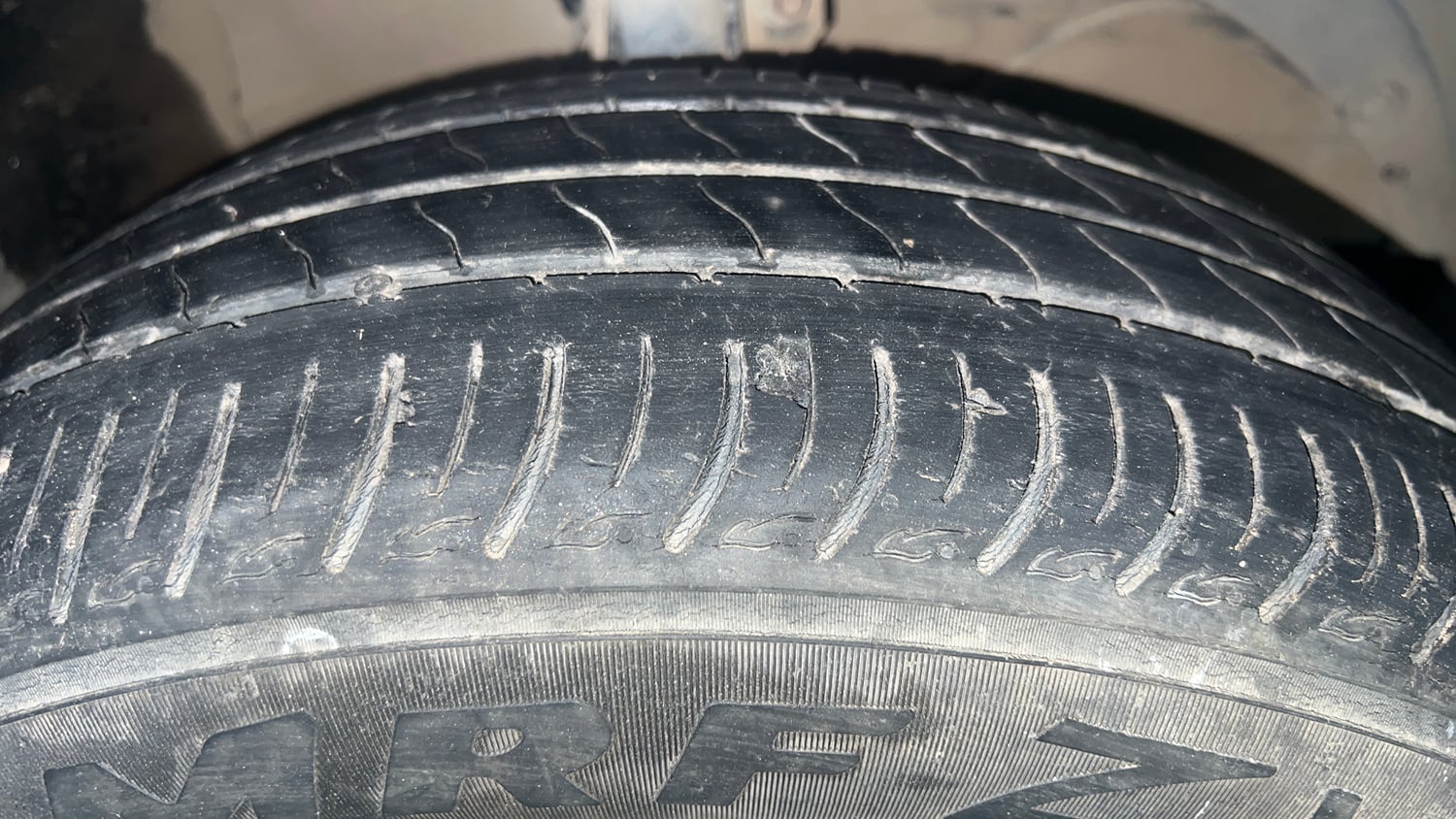 Used 2019 Maruti Suzuki Baleno Delta Petrol Manual tyres RIGHT FRONT TYRE TREAD VIEW