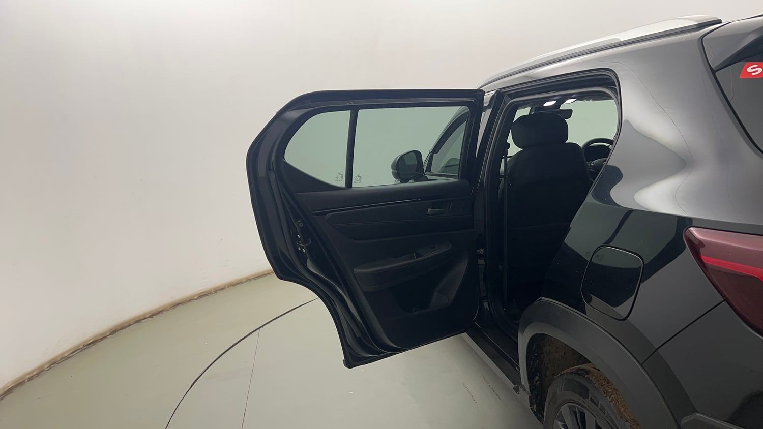 Used 2025 Honda Elevate Black Edition ZX MT Petrol Manual interior LEFT REAR DOOR OPEN VIEW