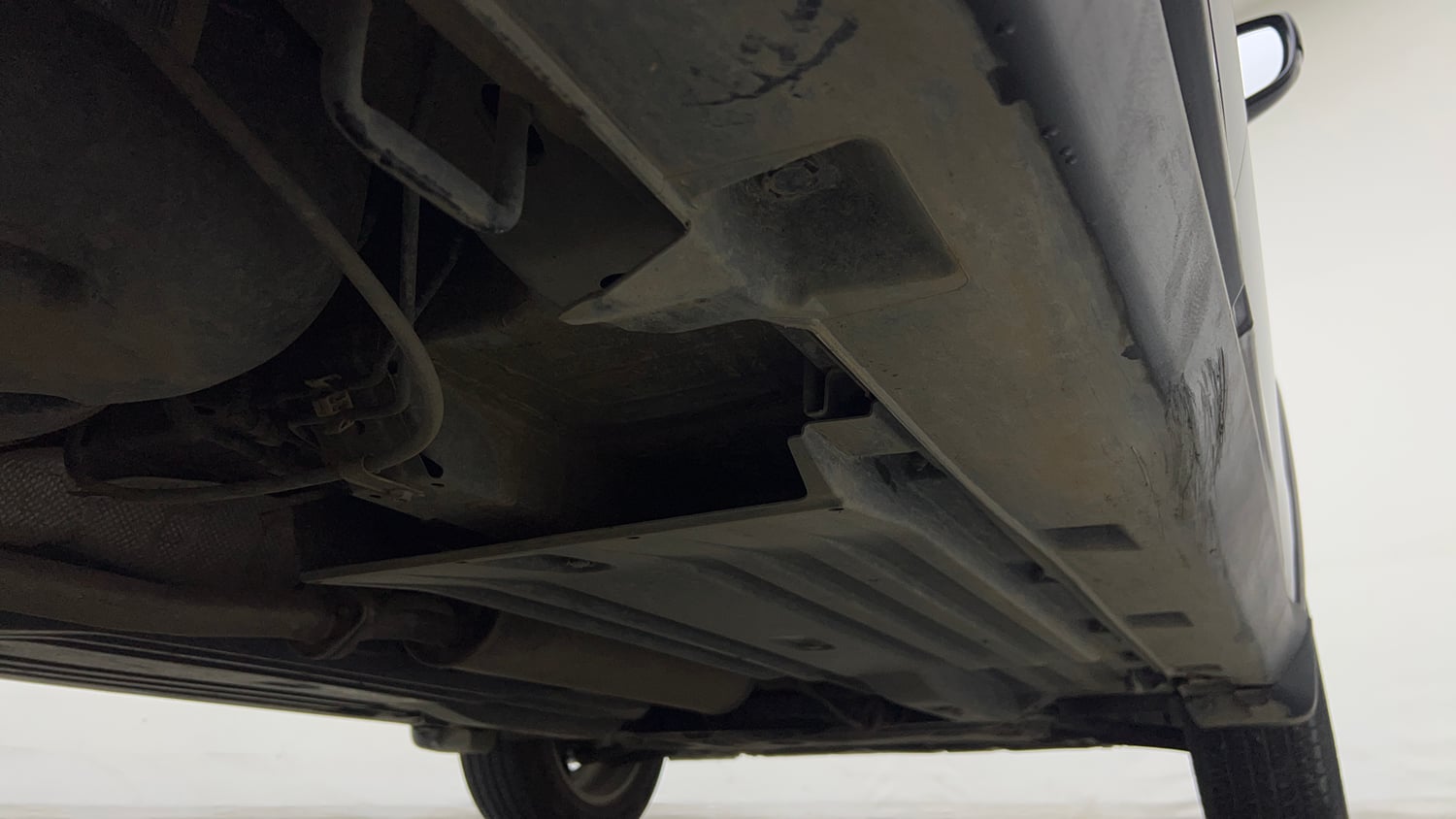 Used 2025 Maruti Suzuki Grand Vitara Zeta Smart Hybrid Petrol Manual extra REAR RIGHT UNDERBODY VIEW