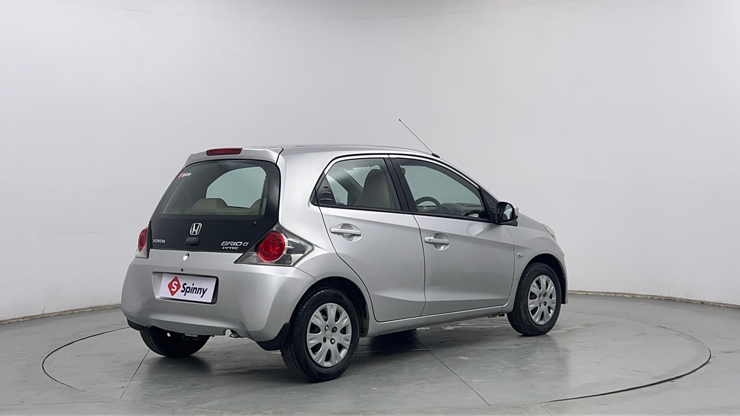 Used 2013 Honda Brio S MT Petrol Manual exterior RIGHT REAR CORNER VIEW