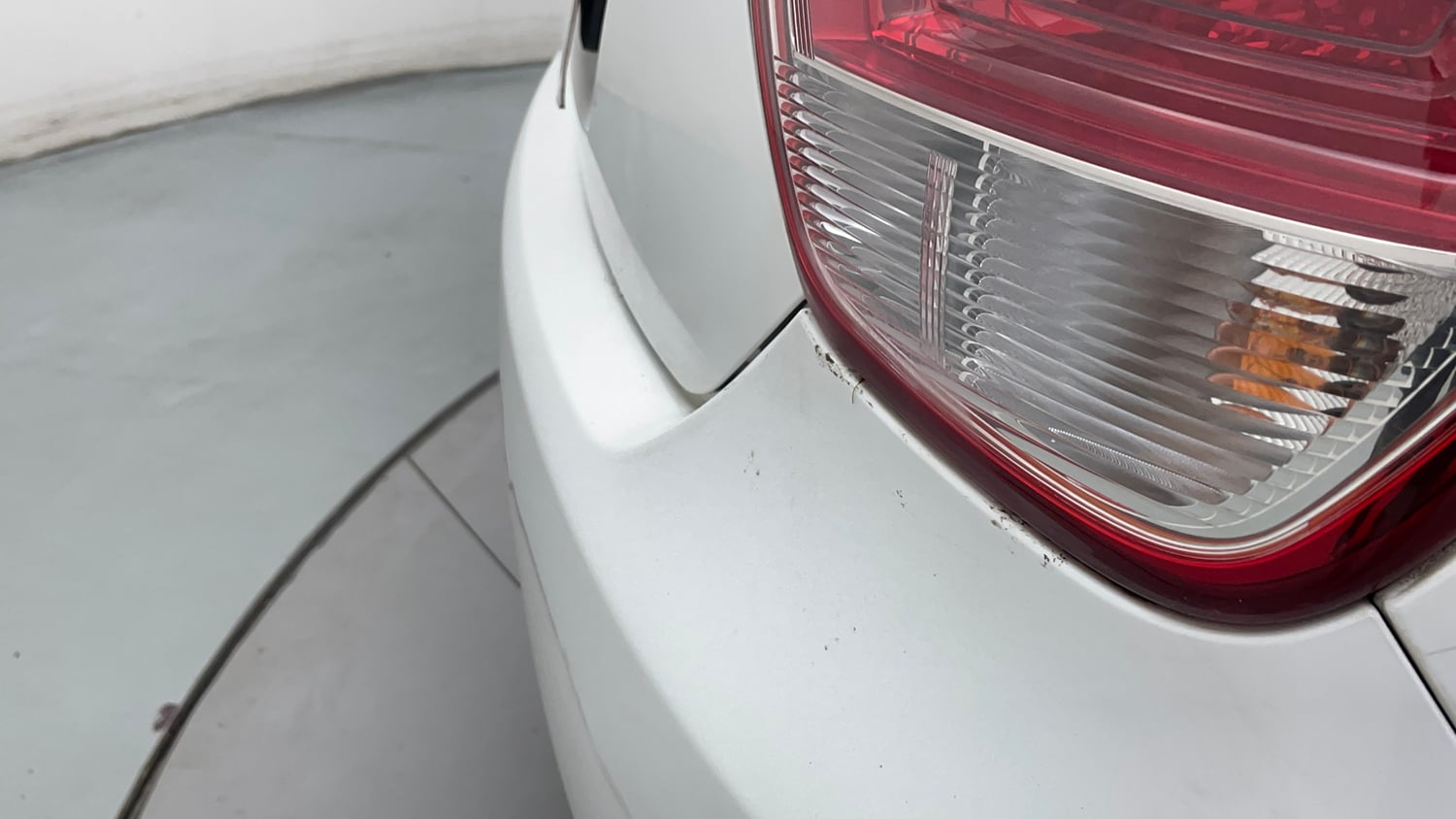 Used 2017 Hyundai Xcent SX 1.2 (O) Petrol Manual dents MINOR SCRATCH
