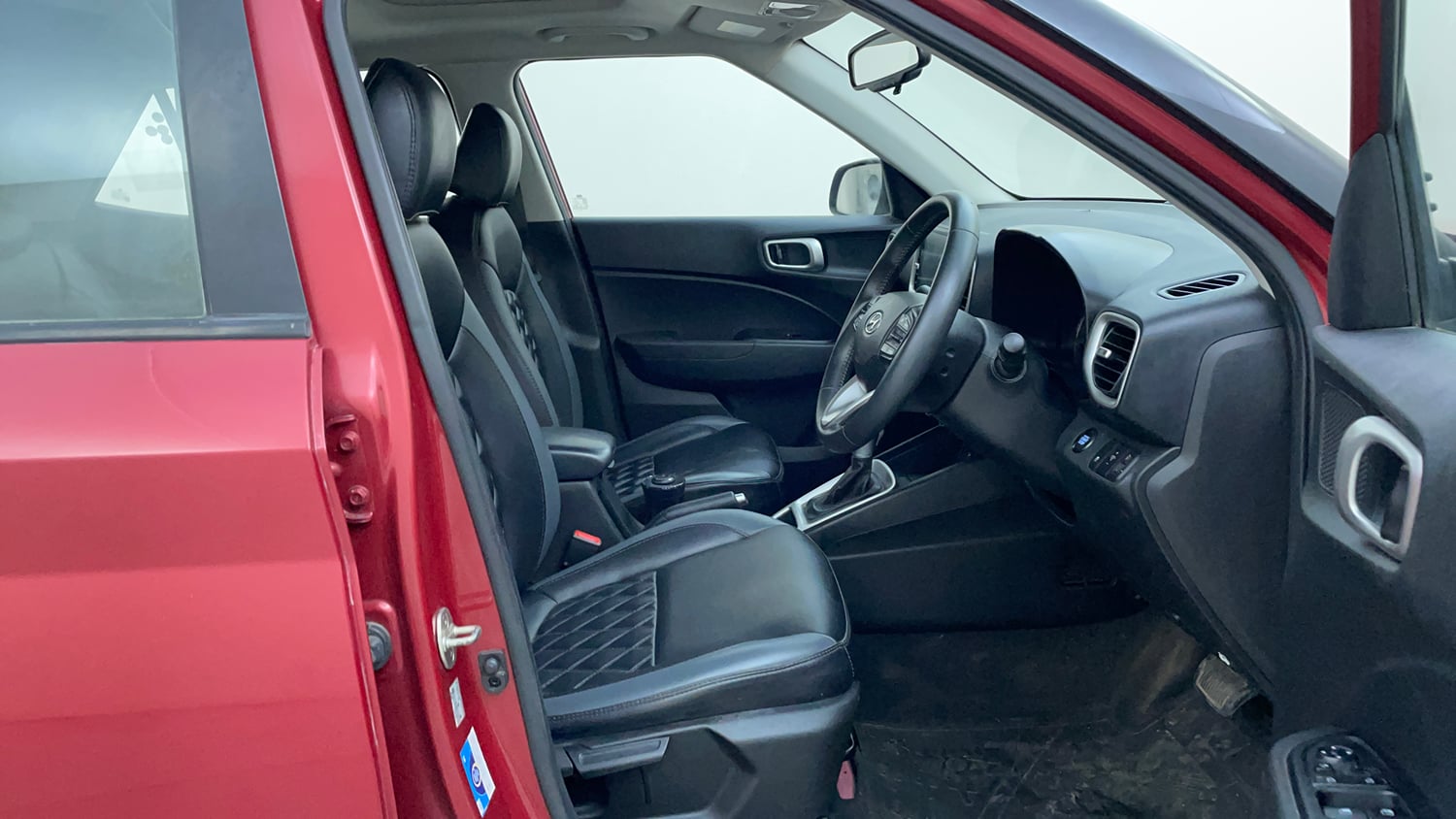 Used 2019 Hyundai Venue SX Plus 1.0 Turbo DCT Petrol Automatic interior RIGHT SIDE FRONT DOOR CABIN VIEW