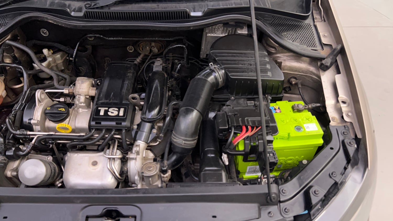 Used 2016 Volkswagen Vento Highline 1.2 (P) AT Petrol Automatic engine ENGINE LEFT SIDE VIEW