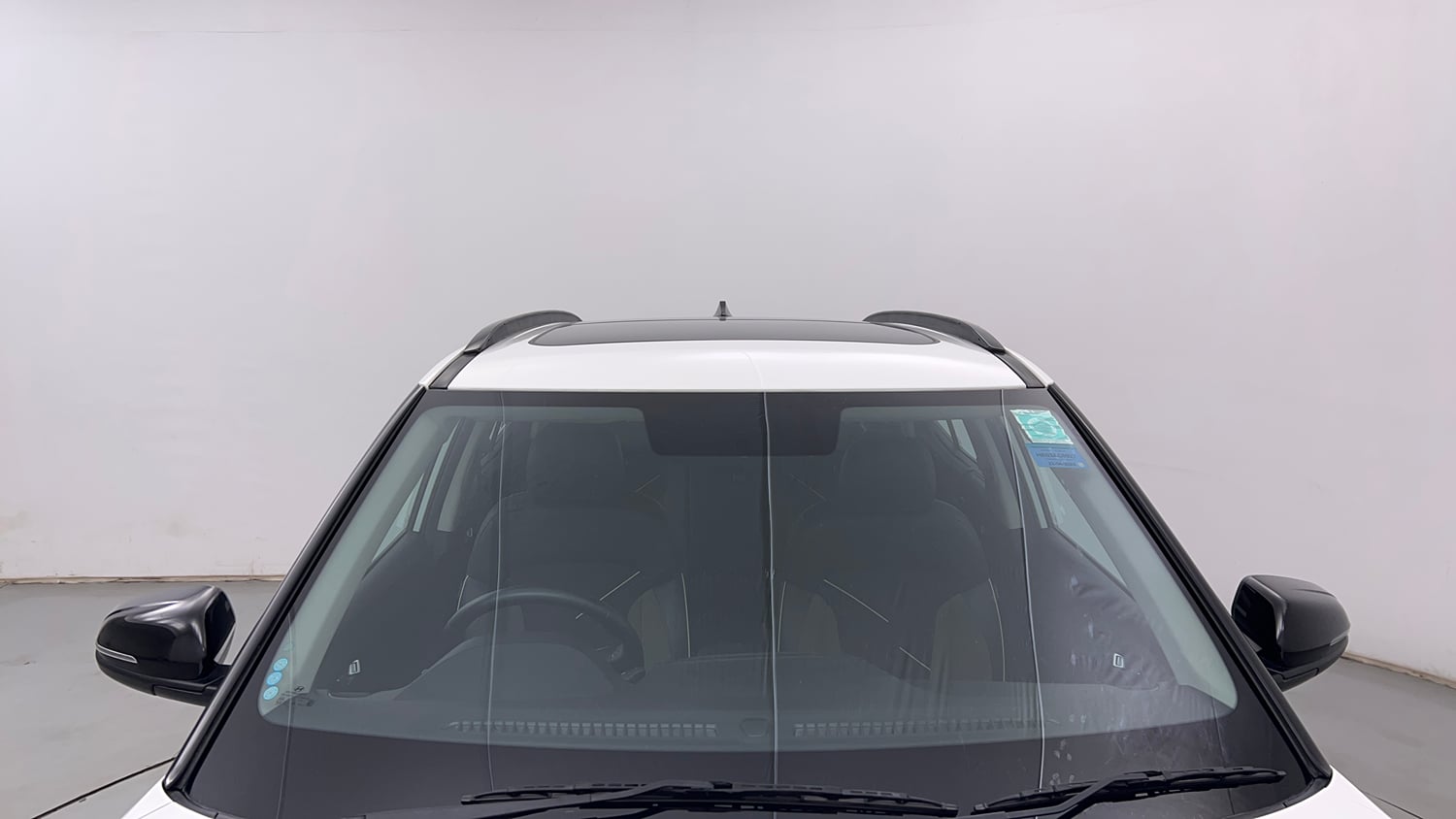 Used 2024 Hyundai Creta SX 1.5 Petrol Adventure Edition Petrol Manual exterior FRONT WINDSHIELD VIEW