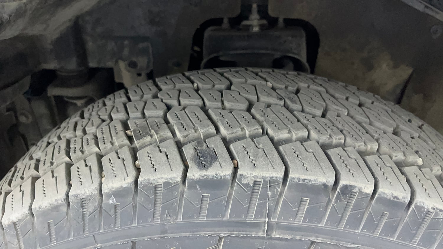 Used 2022 mahindra Thar LX Hard Top Petrol AT 4WD Petrol Automatic tyres LEFT FRONT TYRE TREAD VIEW