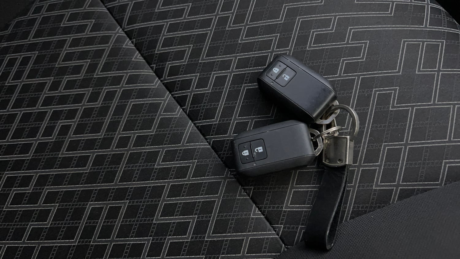 Used 2023 Maruti Suzuki Ignis Zeta 1.2 AMT Petrol Automatic extra CAR KEY VIEW