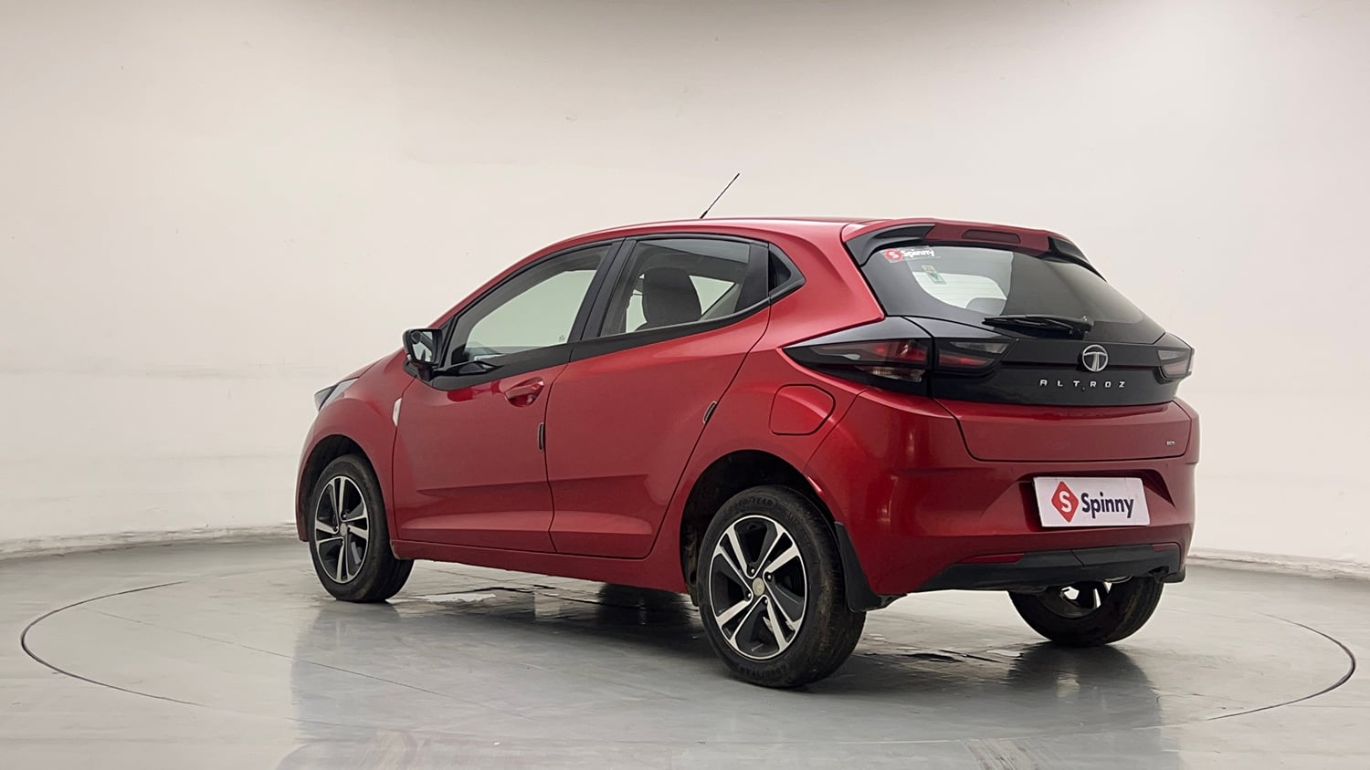 Used 2023 Tata Altroz XZA Petrol Petrol Automatic exterior LEFT REAR CORNER VIEW