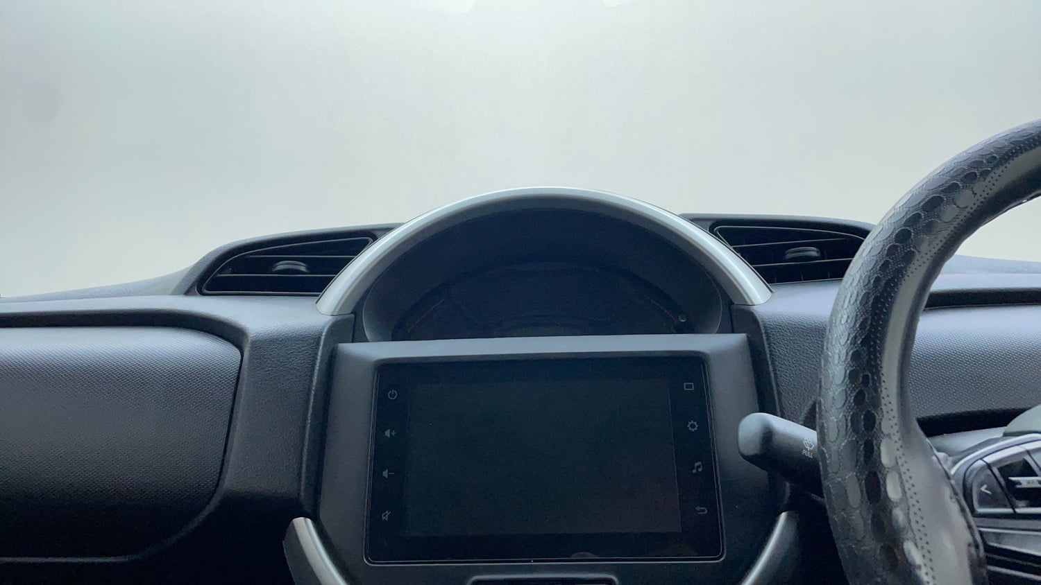 Used 2023 Maruti Suzuki S-Presso Vxi Plus Petrol Manual top_features Integrated (in-dash) music system