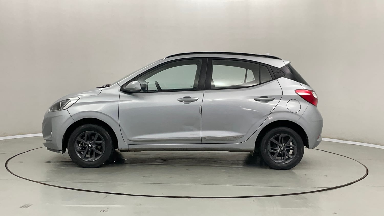 Used 2022 Hyundai Grand i10 Nios Sportz AMT 1.2 Kappa VTVT Petrol Automatic exterior LEFT SIDE VIEW