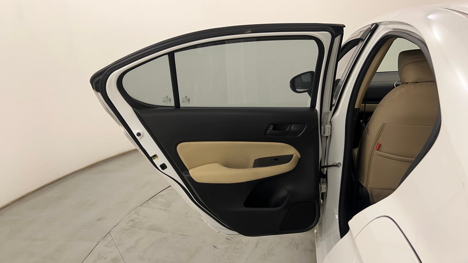 Used 2023 Honda City V CVT Petrol Petrol Automatic interior LEFT REAR DOOR OPEN VIEW