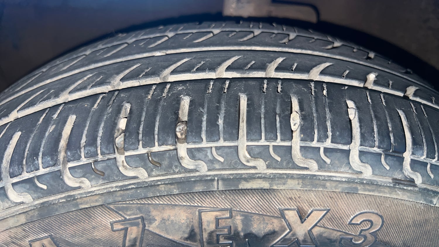 Used 2015 Maruti Suzuki Celerio VXi AMT Petrol Automatic tyres LEFT FRONT TYRE TREAD VIEW
