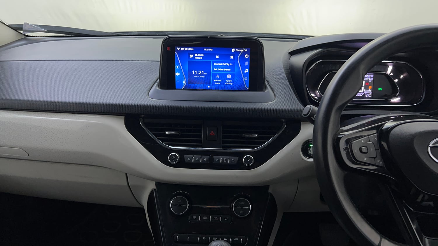 Used 2020 Tata Nexon XZA Plus (O) Dual Tone Petrol Automatic interior MUSIC SYSTEM & AC CONTROL VIEW
