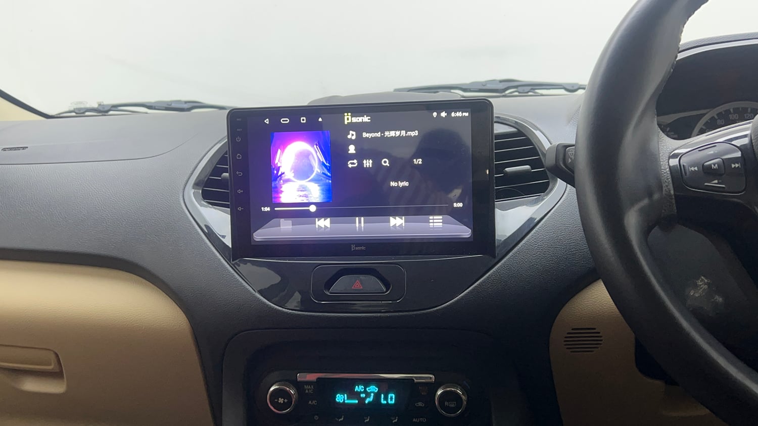 Used 2017 Ford Figo Aspire Titanium 1.2 Ti-VCT Petrol Manual interior MUSIC SYSTEM & AC CONTROL VIEW
