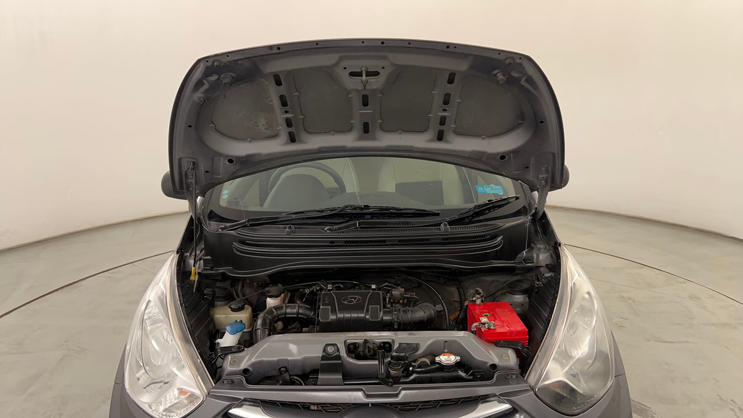 Used 2019 Hyundai Eon Era + Petrol Manual engine ENGINE & BONNET OPEN FRONT VIEW