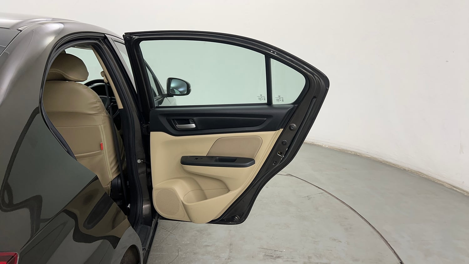 Used 2020 Honda Amaze 1.2 VX CVT Petrol Petrol Automatic interior RIGHT REAR DOOR OPEN VIEW
