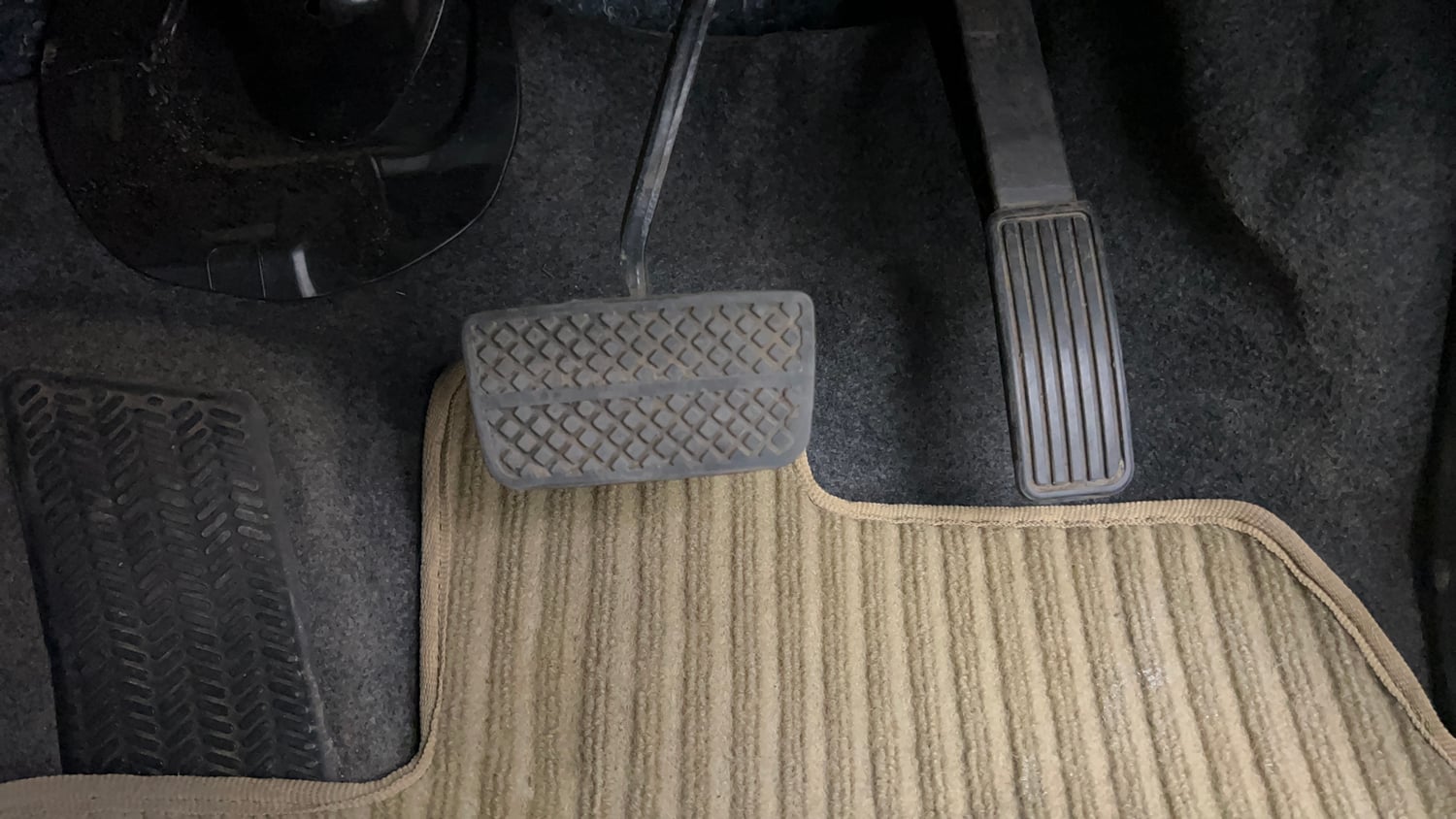 Used 2020 Honda Amaze 1.2 VX CVT Petrol Petrol Automatic interior PEDALS VIEW