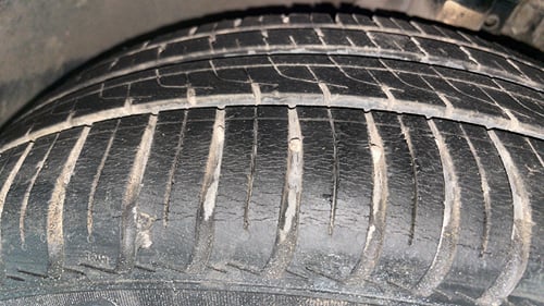 Used 2015 Volkswagen Vento Highline Petrol Petrol Manual tyres LEFT FRONT TYRE TREAD VIEW