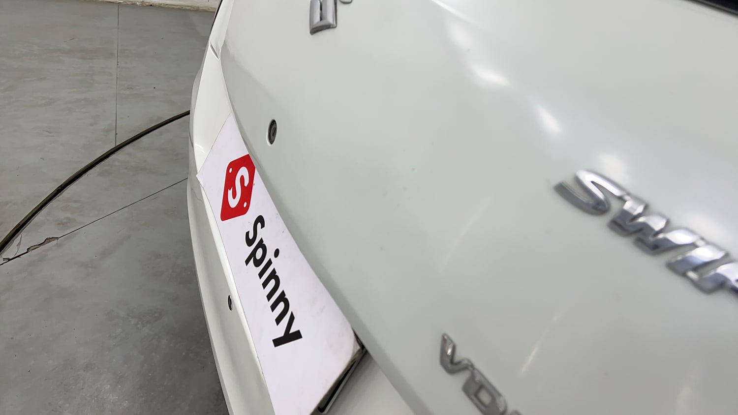 Used 2013 Maruti Suzuki Swift VDi Diesel Manual dents MINOR DENT