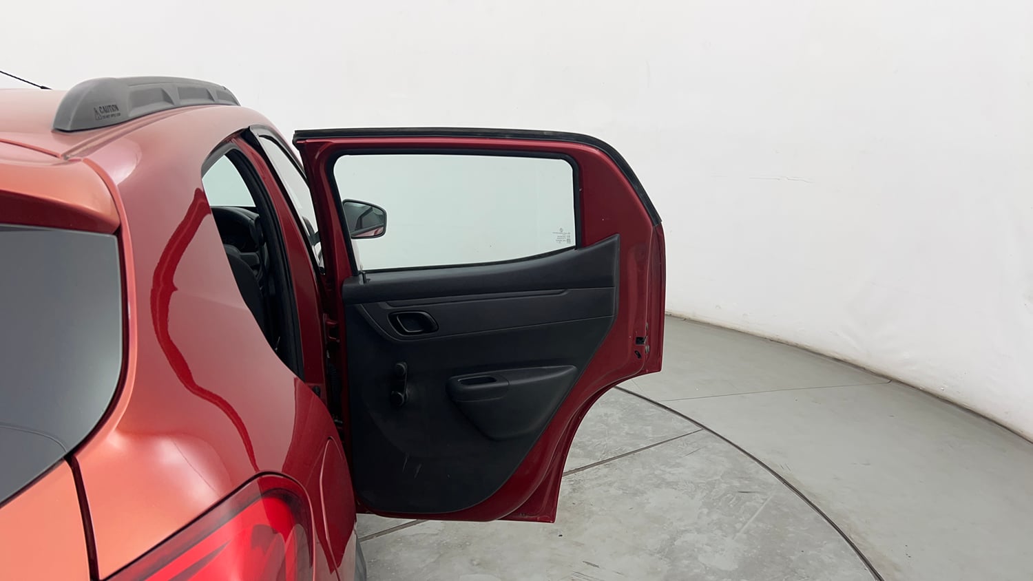 Used 2017 Renault Kwid 1.0 RXT Petrol Manual interior RIGHT REAR DOOR OPEN VIEW