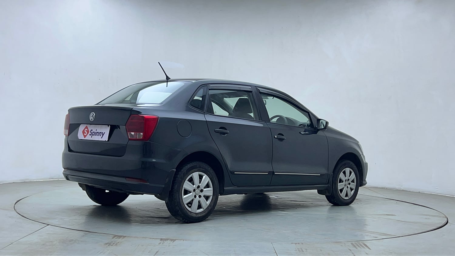 Used 2017 Volkswagen Ameo Trendline 1.2L (P) Petrol Manual exterior RIGHT REAR CORNER VIEW