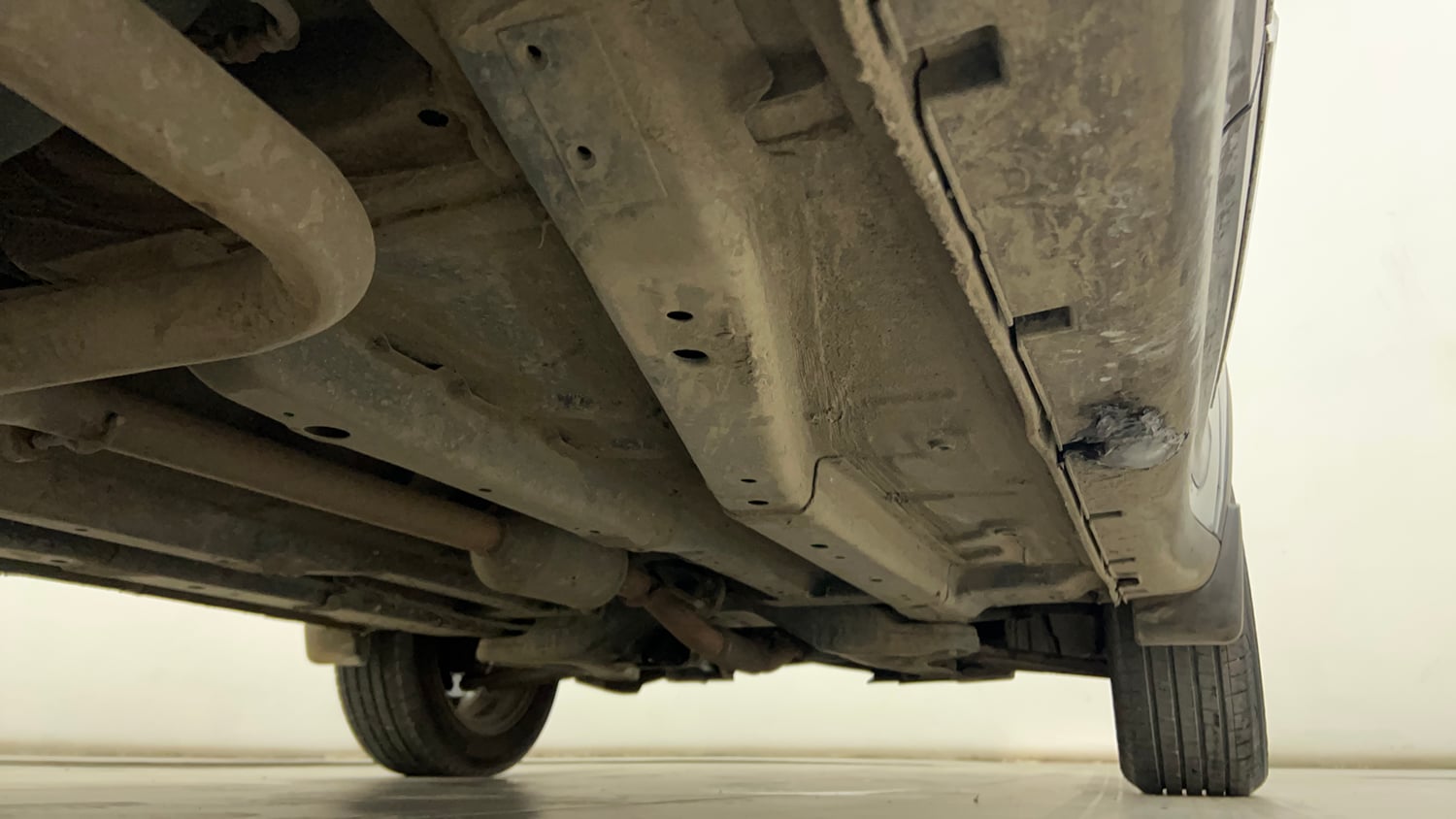Used 2022 Tata Nexon XZA Plus Diesel Diesel Automatic extra REAR RIGHT UNDERBODY VIEW