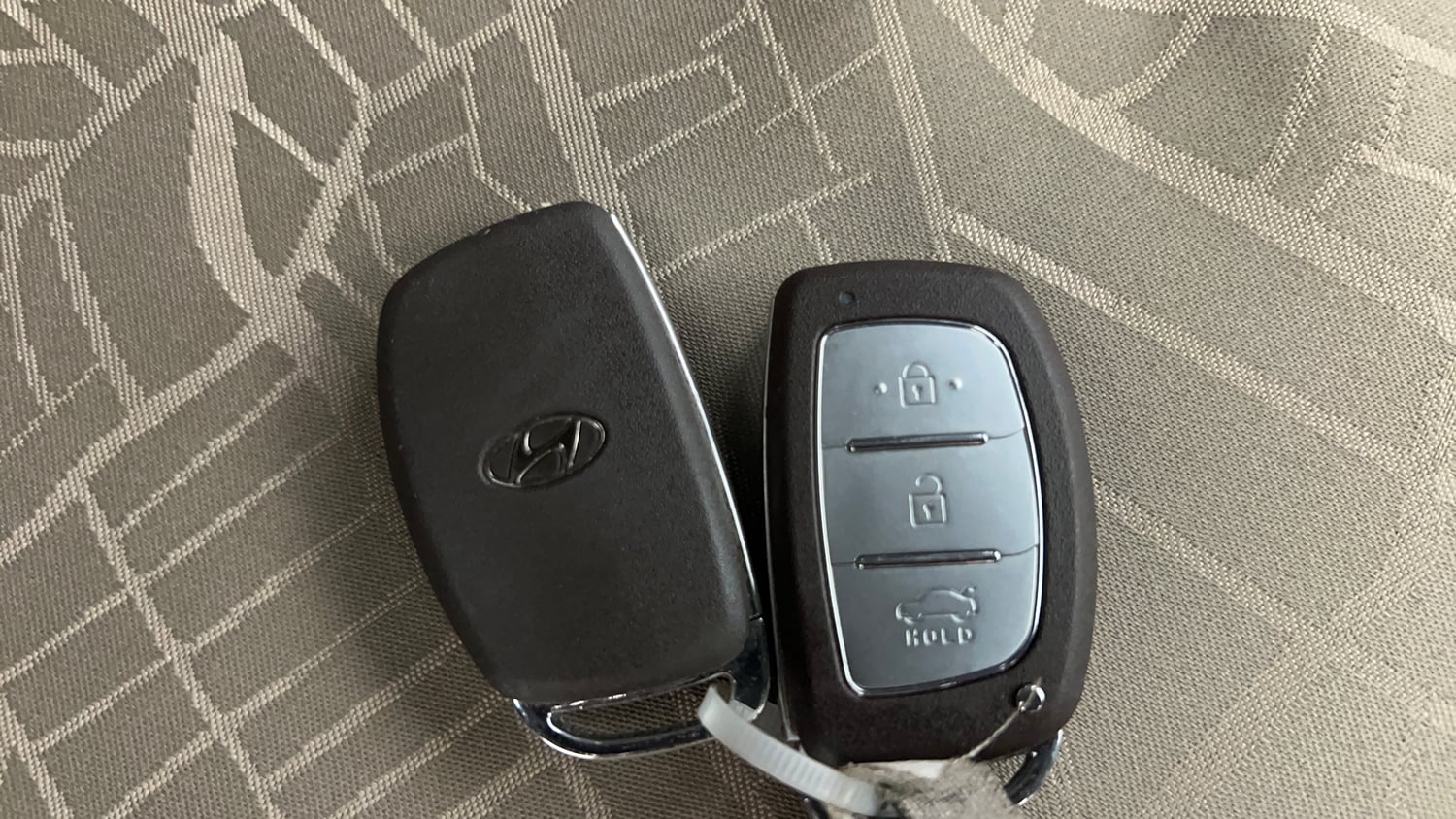 Used 2014 Hyundai Grand i10 Asta 1.2 Kappa VTVT (O) Petrol Manual extra CAR KEY VIEW