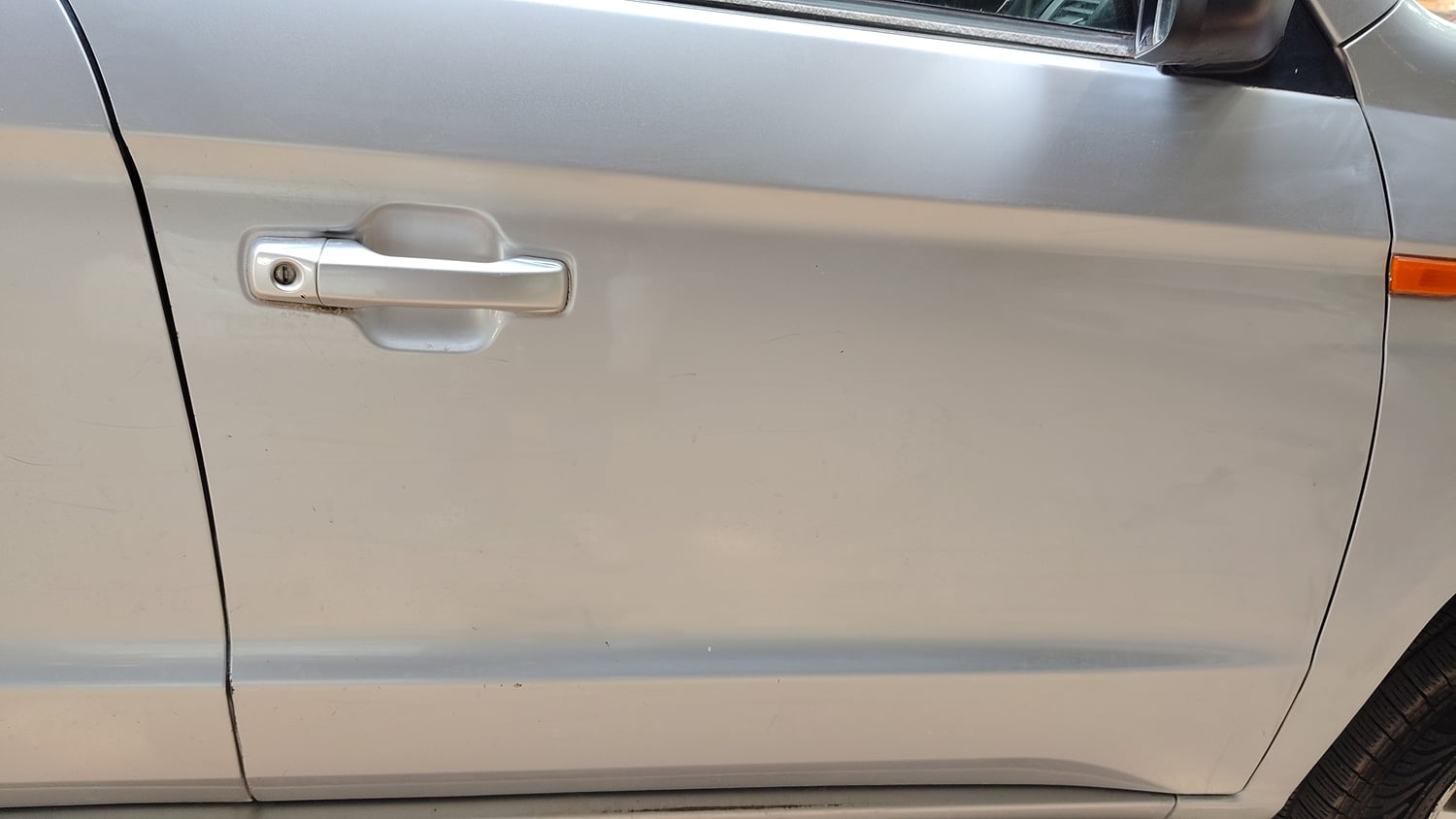 Used 2017 Mahindra TUV300 T8 mHAWK100 Diesel Manual dents MINOR SCRATCH