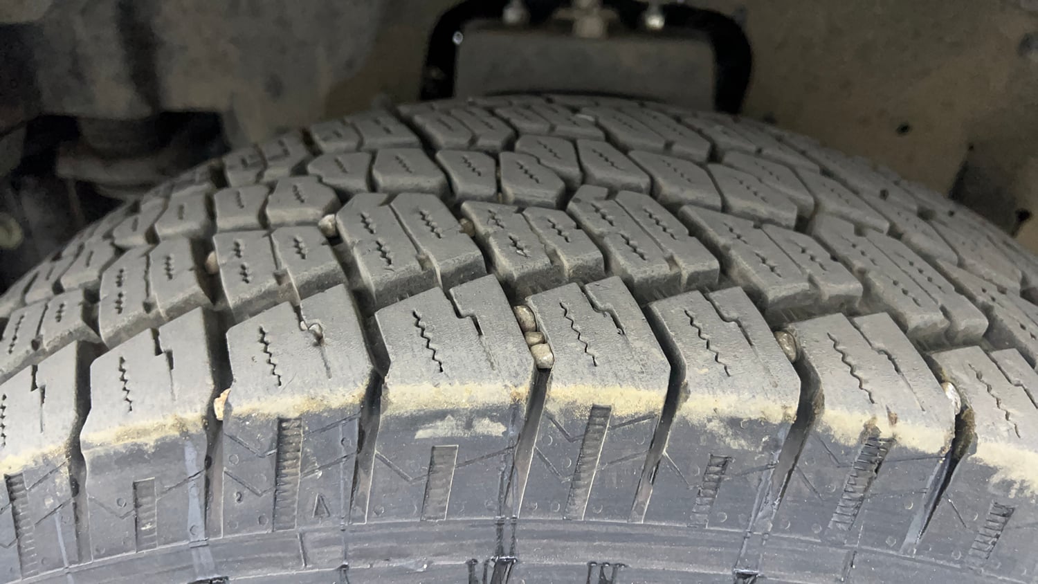 Used 2026 mahindra Thar LXT 1.5 Diesel MT 2WD Diesel Manual tyres LEFT FRONT TYRE TREAD VIEW