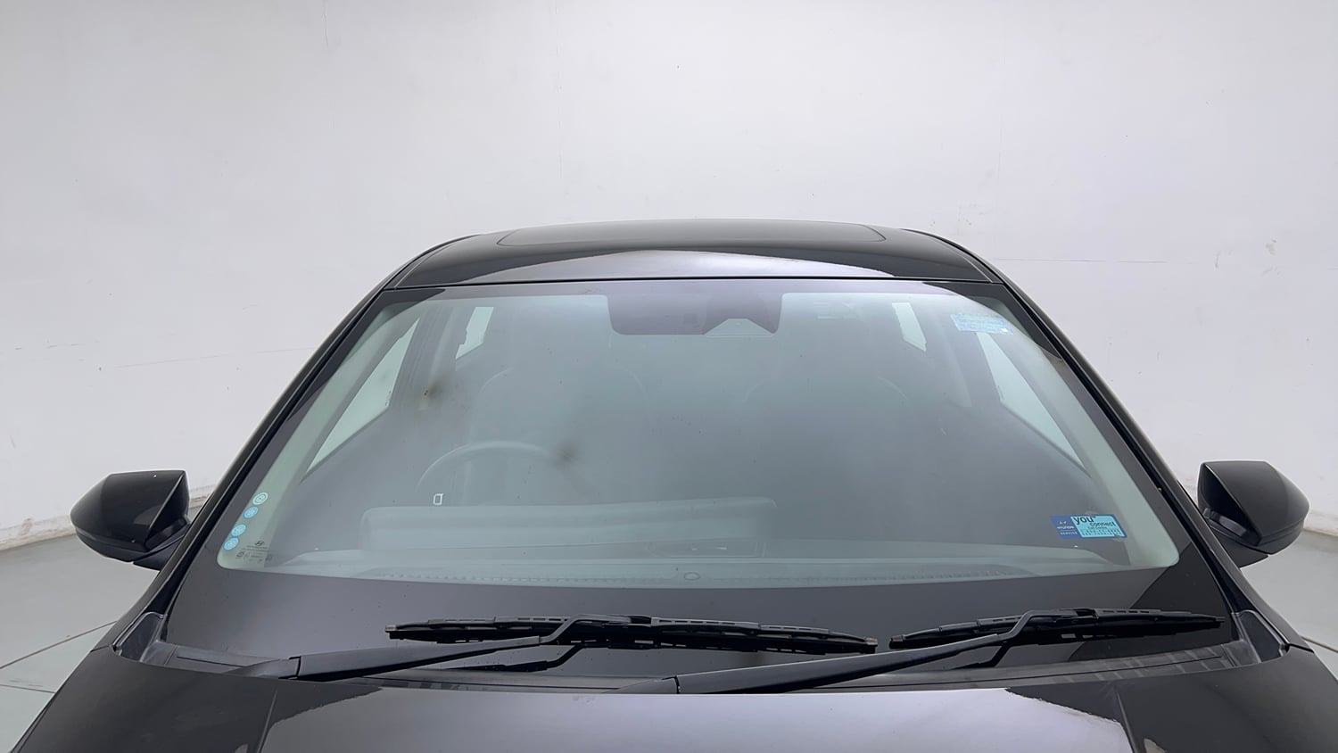 Used 2024 Hyundai Verna SX (O) 1.5 Turbo Petrol DCT Petrol Automatic exterior FRONT WINDSHIELD VIEW