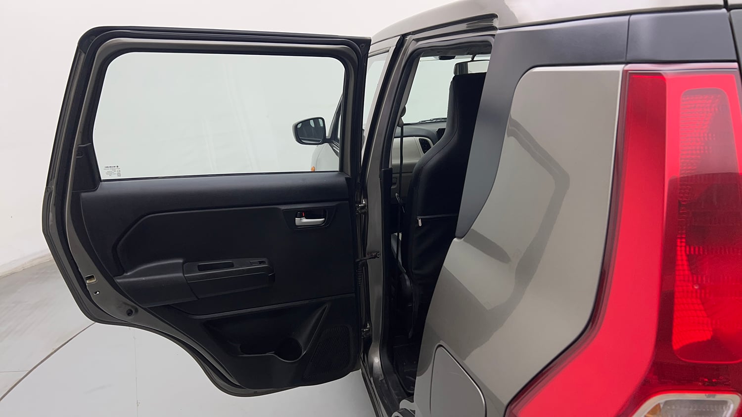 Used 2024 Maruti Suzuki Wagon R VXI 1.0 CNG Cng Manual interior LEFT REAR DOOR OPEN VIEW