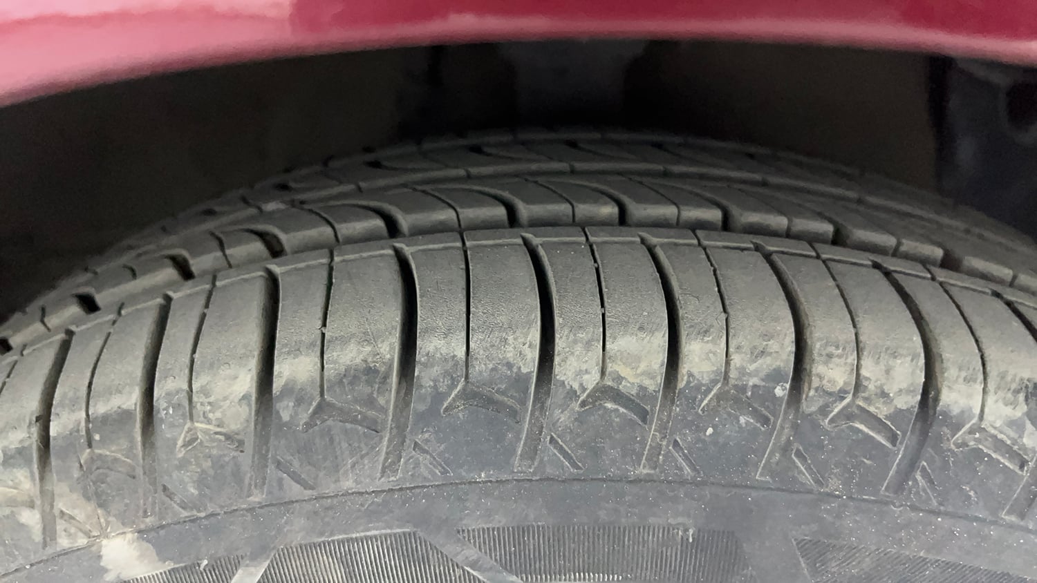 Used 2014 Hyundai Grand i10 Asta 1.2 Kappa VTVT Petrol Manual tyres RIGHT FRONT TYRE TREAD VIEW