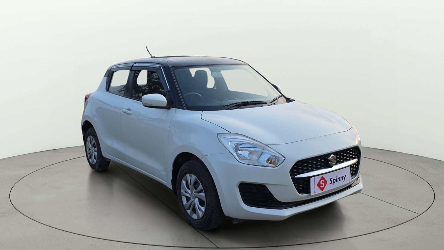 Used 2021 Maruti Suzuki Swift VXi Petrol Manual exterior RIGHT FRONT CORNER VIEW