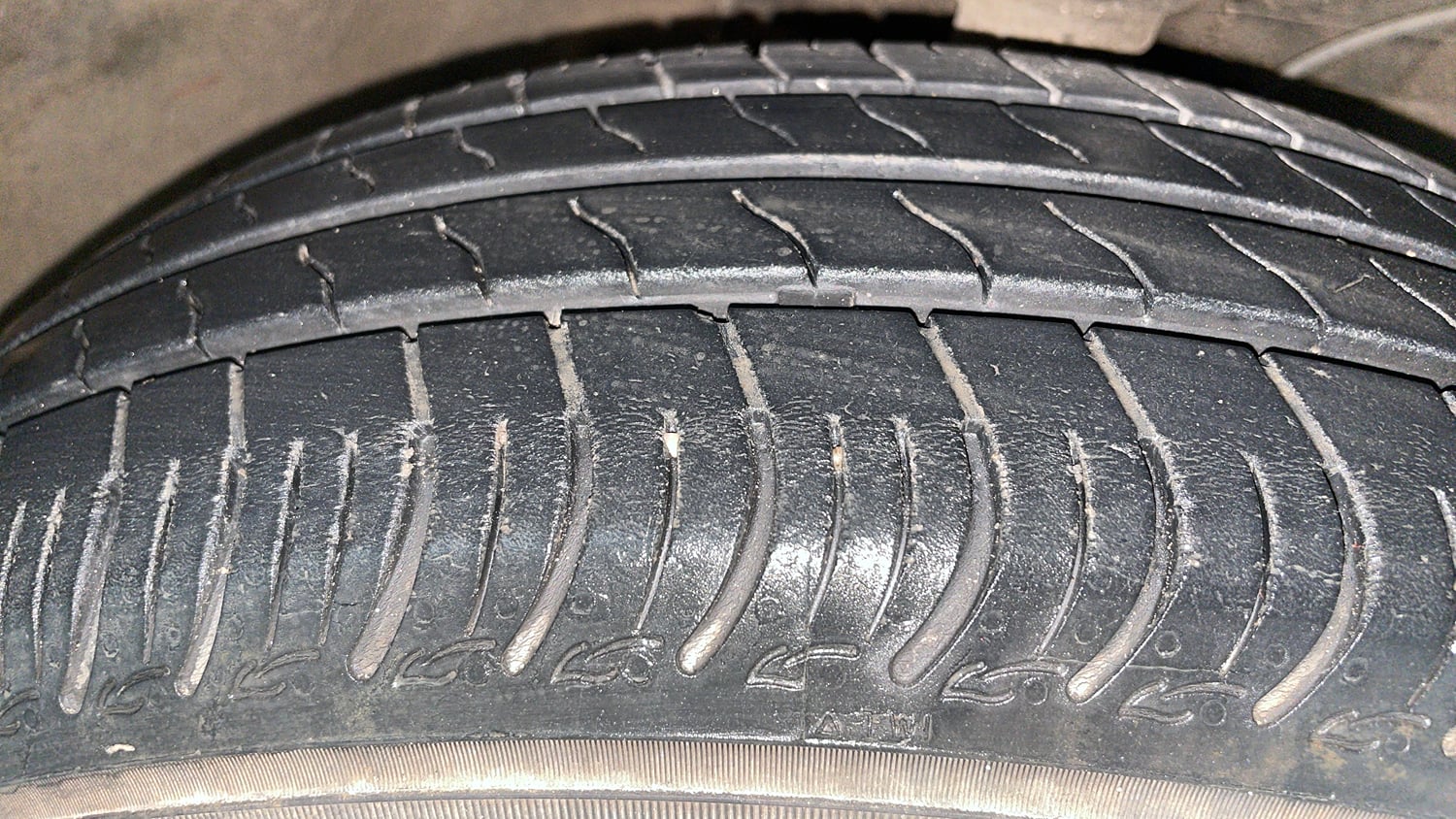 Used 2023 Maruti Suzuki S-Presso Vxi Plus Petrol Manual tyres RIGHT FRONT TYRE TREAD VIEW